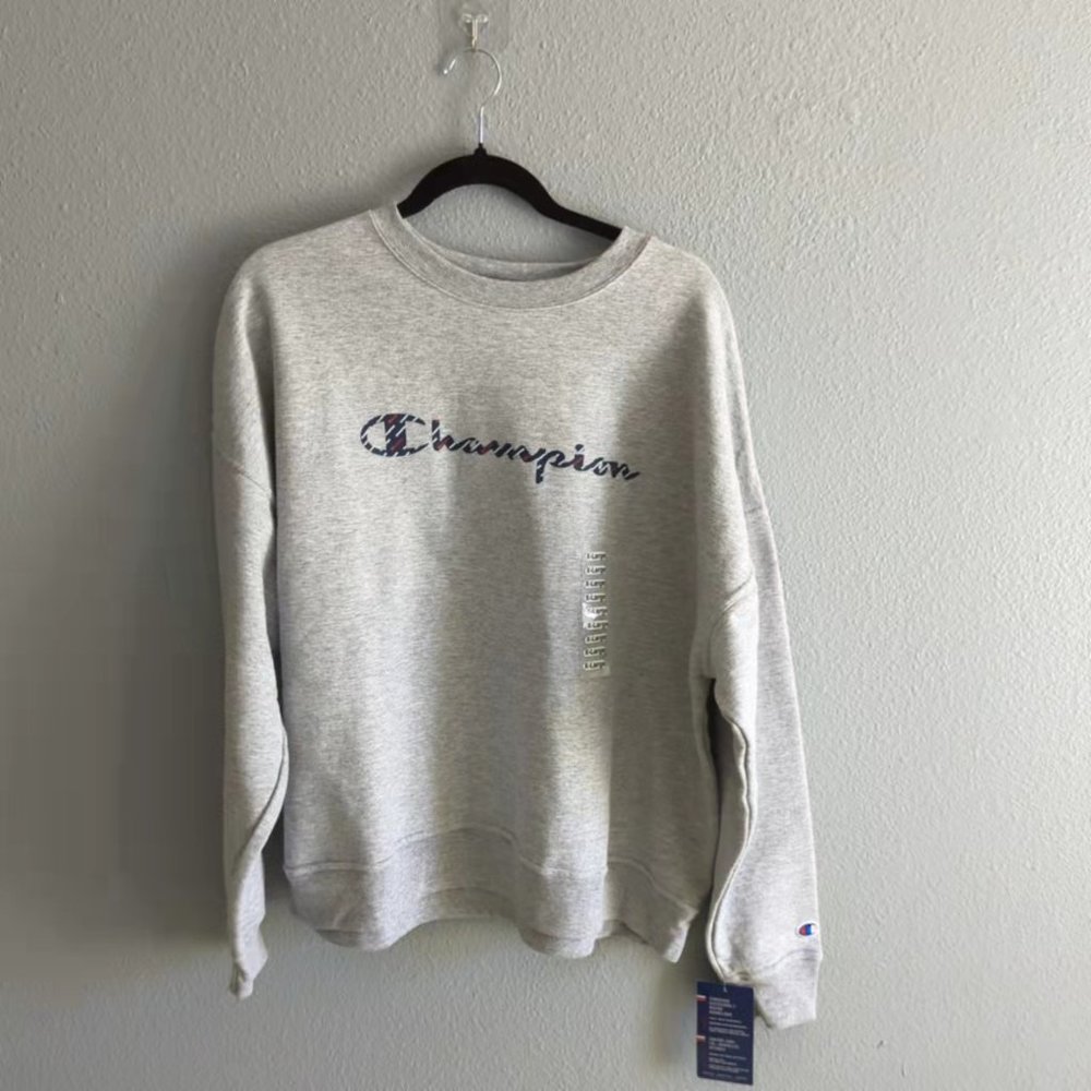 champion crewneck women's sweatshirt size XL